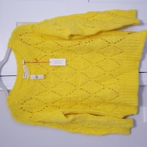 Women's sweater